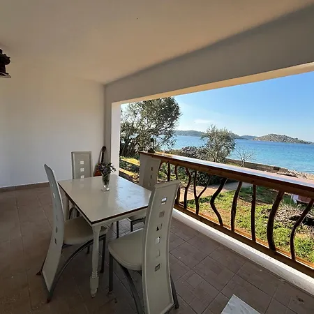 Davy Jones Kornati House *